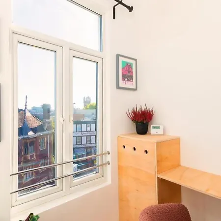 Bright Loft